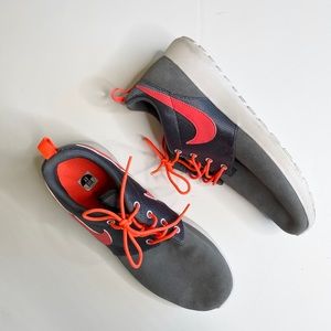 Nike Roshe Run running shoes
